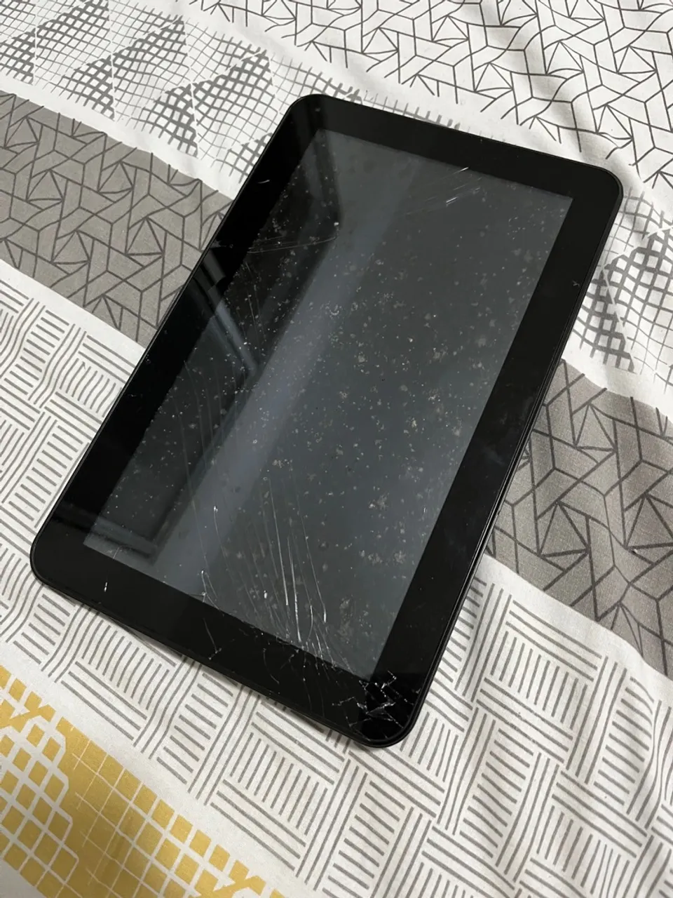 Tablet com tela danificada