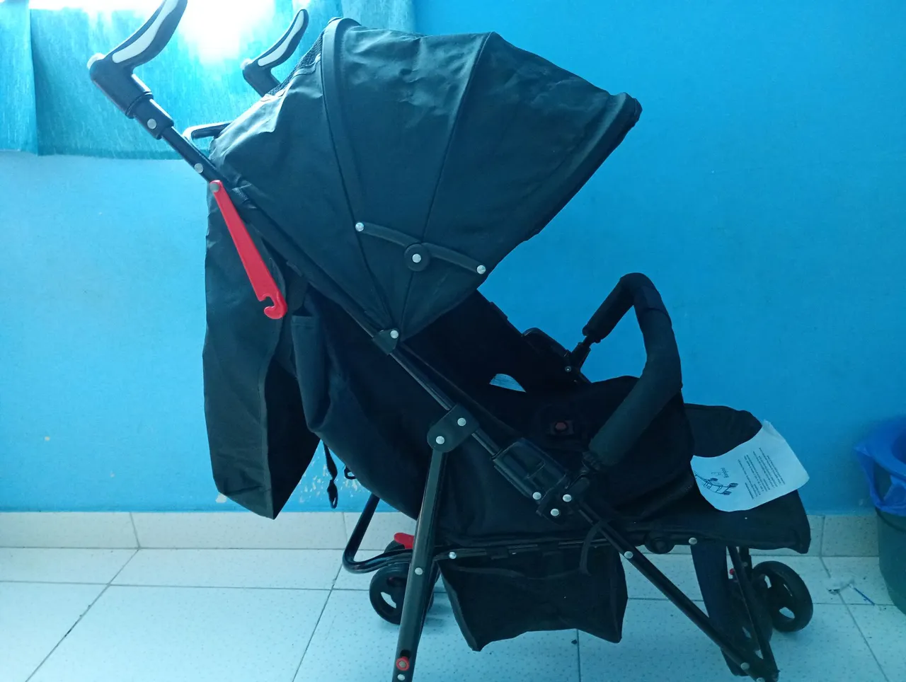Carrinho de Bebê Compacto e Confortável NOVO 