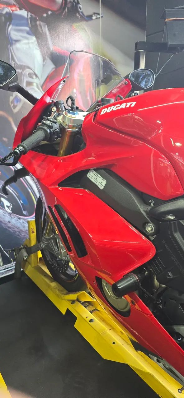 Ducati panigale V4 S 