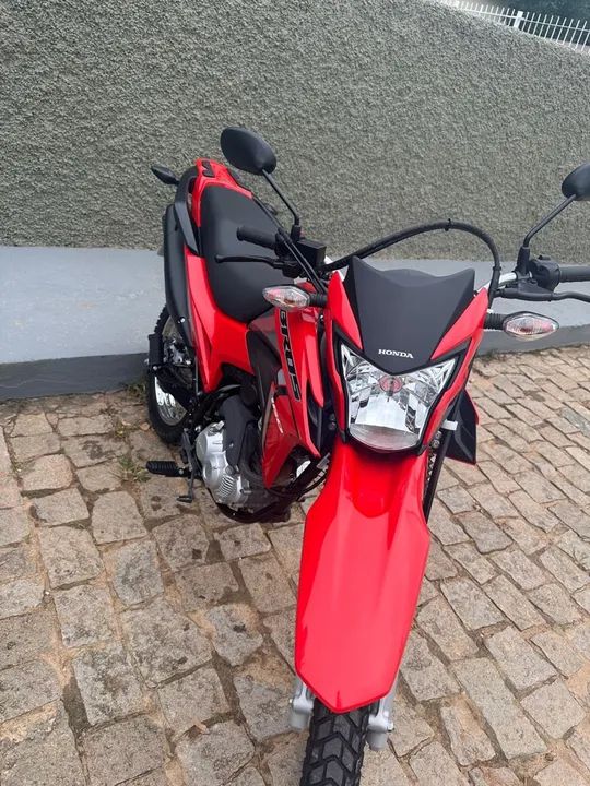 Honda Bros 7 mil km originais pneus de fábrica 