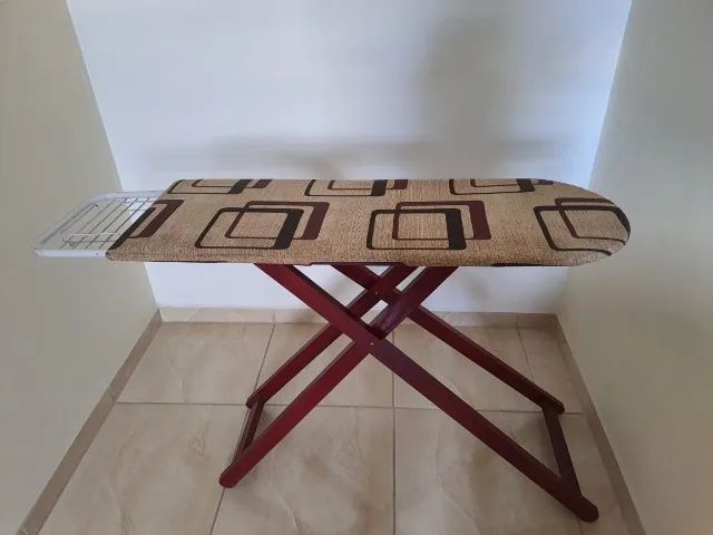 Passadeira / Tábua de Passar Roupas