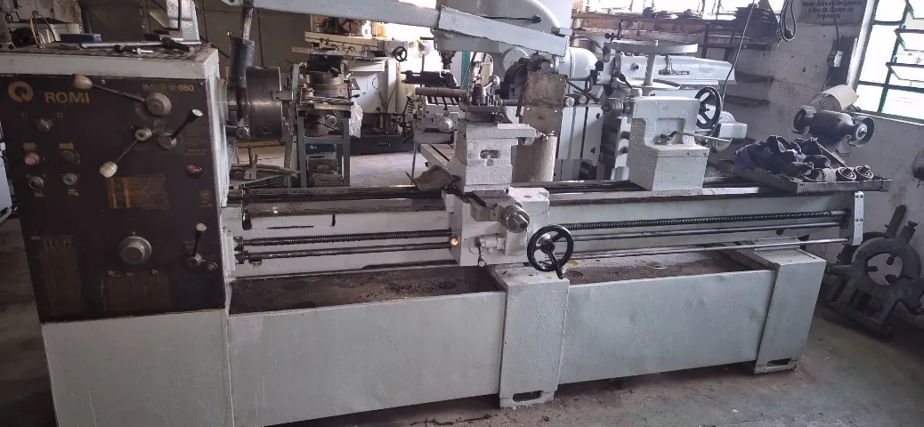 TORNO MECÂNICO ROMI III 650