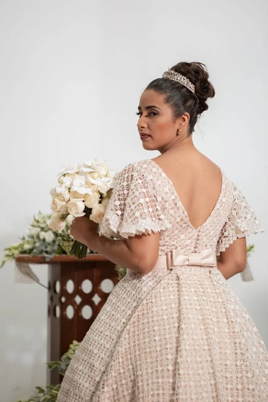Vestido de noiva renda Filé feito a mão  - Foto 2