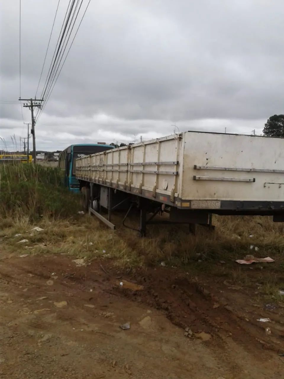Vendo duas carreta - Foto 4