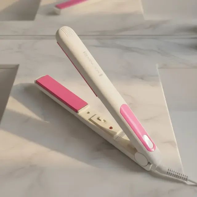 Prancha chapinha Remington s1300 rosa e branca