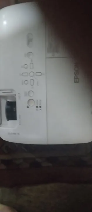 Projetor Epson 78 de 2200 lumens