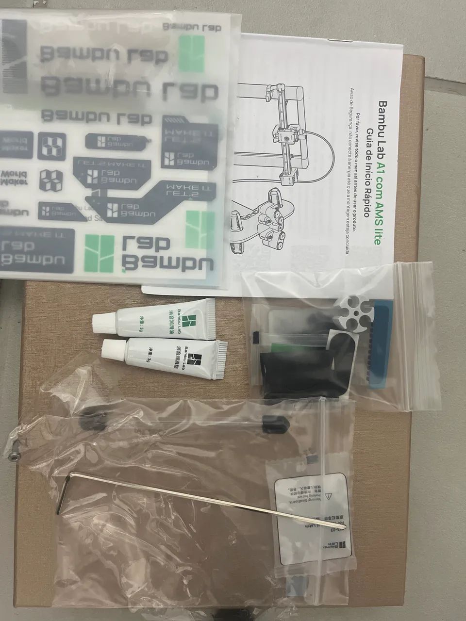     Impressora 3D Bambu Lab A1 - Apenas 5 Meses de Uso - Foto 2