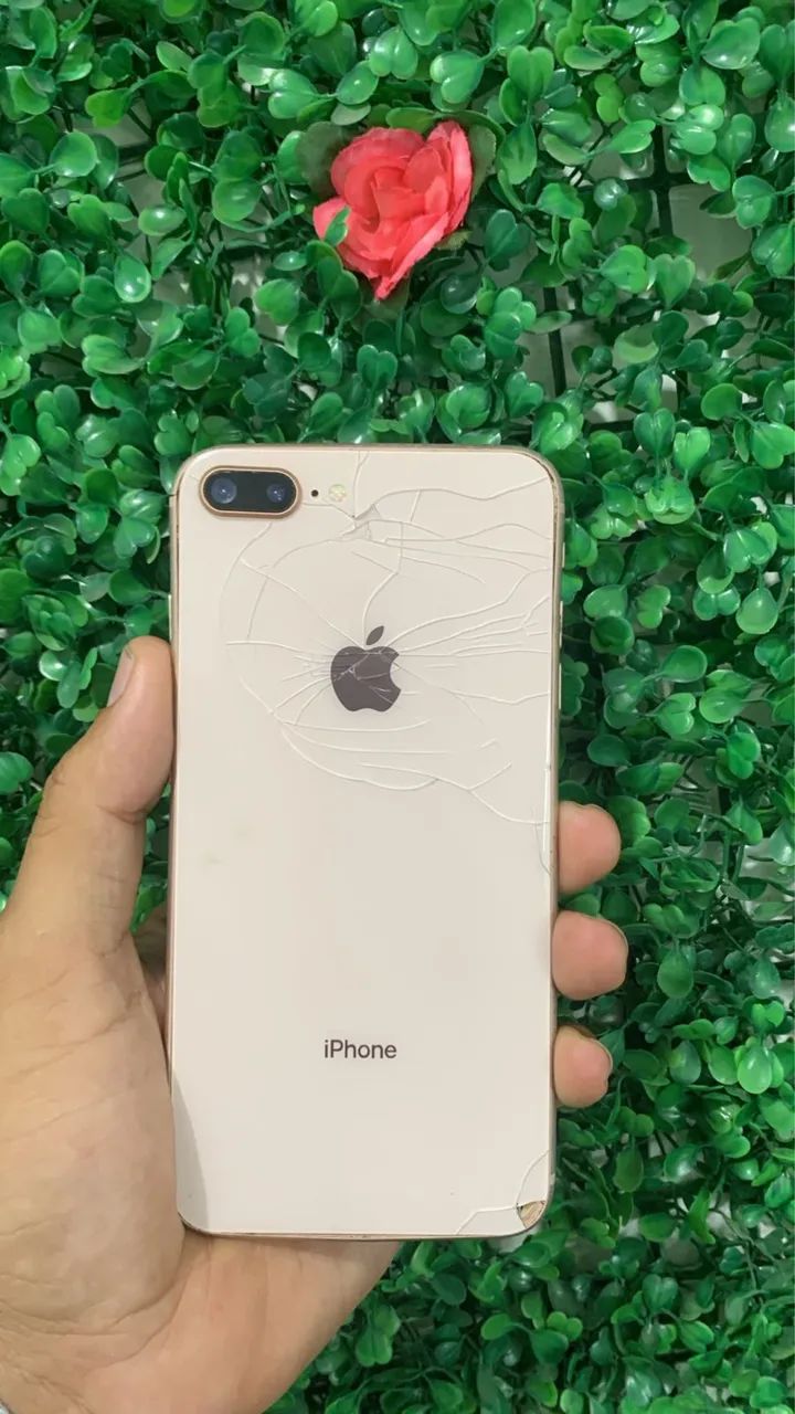 iPhone 8 Plus - Foto 2