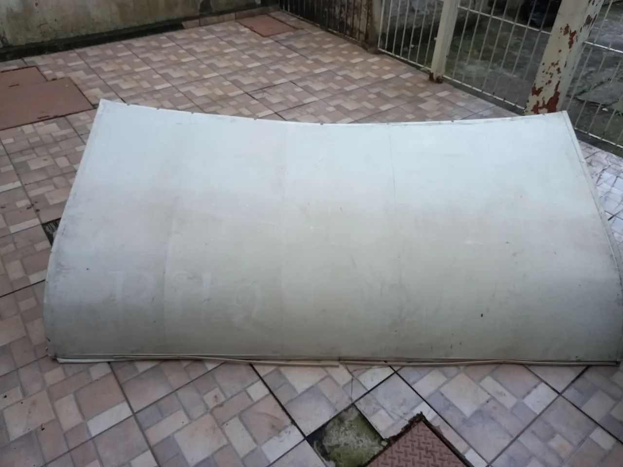Vende-se Toldo