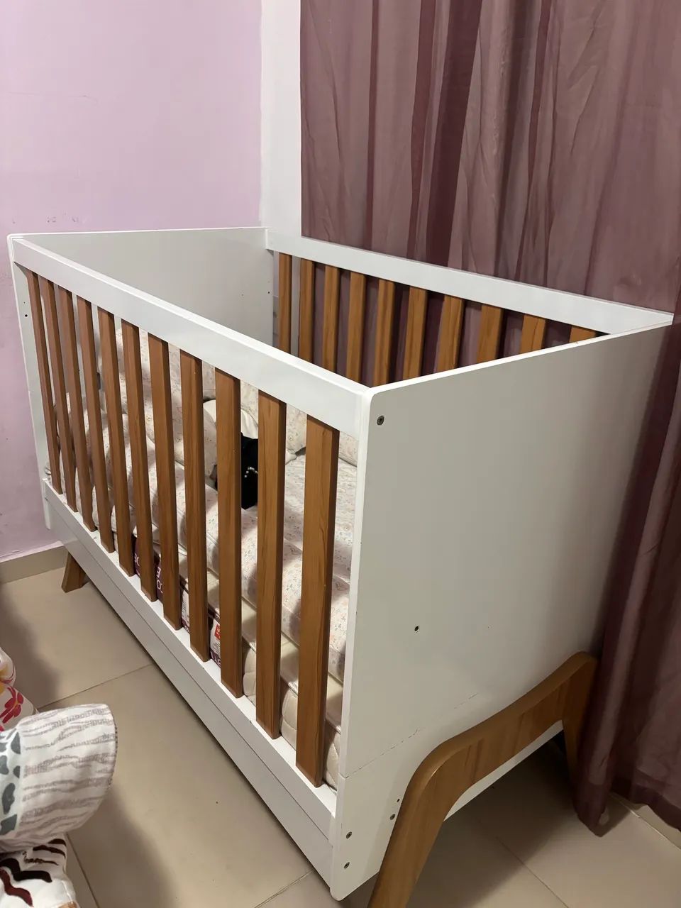 Berço americano 3 em 1 guarda roupa infantil e cômoda  - Foto 2