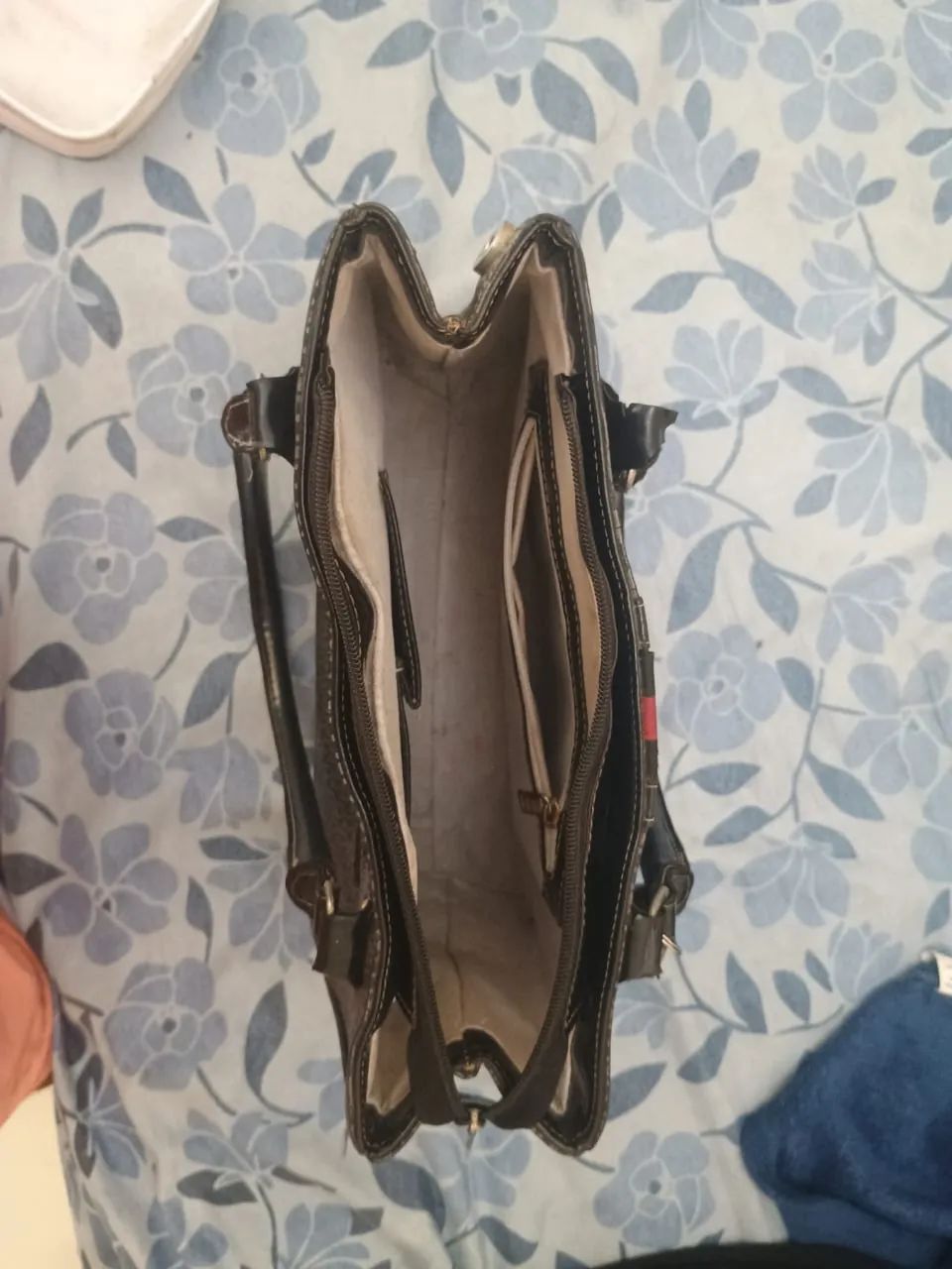Bolsa Victor Hugo  (Negocio)