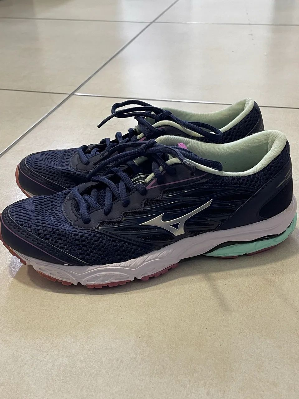 tênis mizuno wave dynasty 2 | feminino