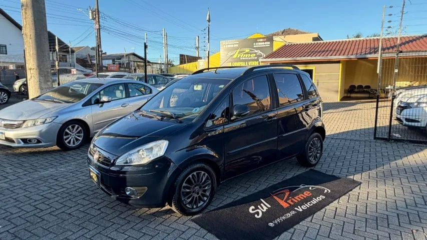 Fiat Idea ESSENCE 1.6 16V DUALOGIC FLEX 2013