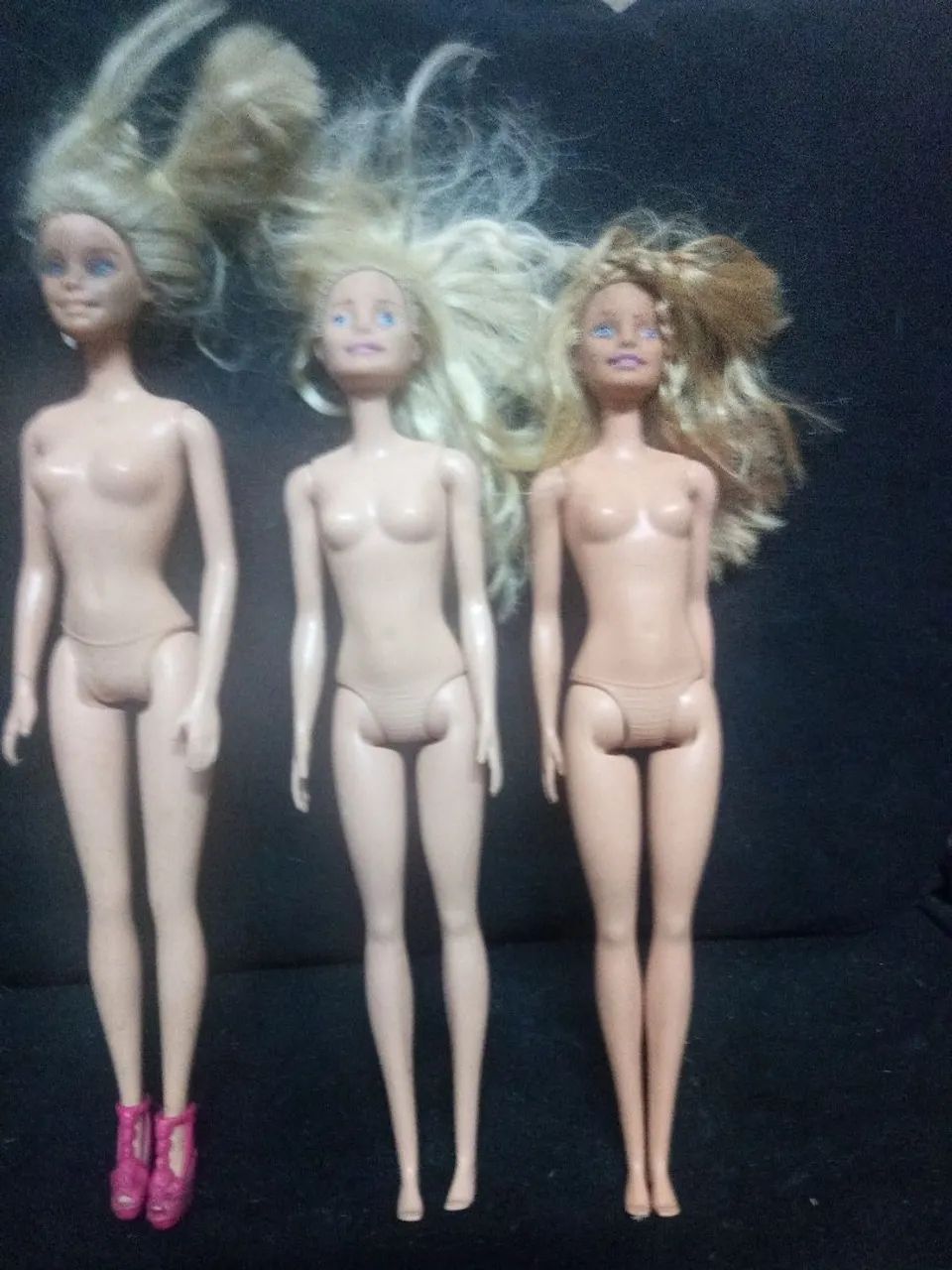 Três bonecas Barbie  - Foto 3