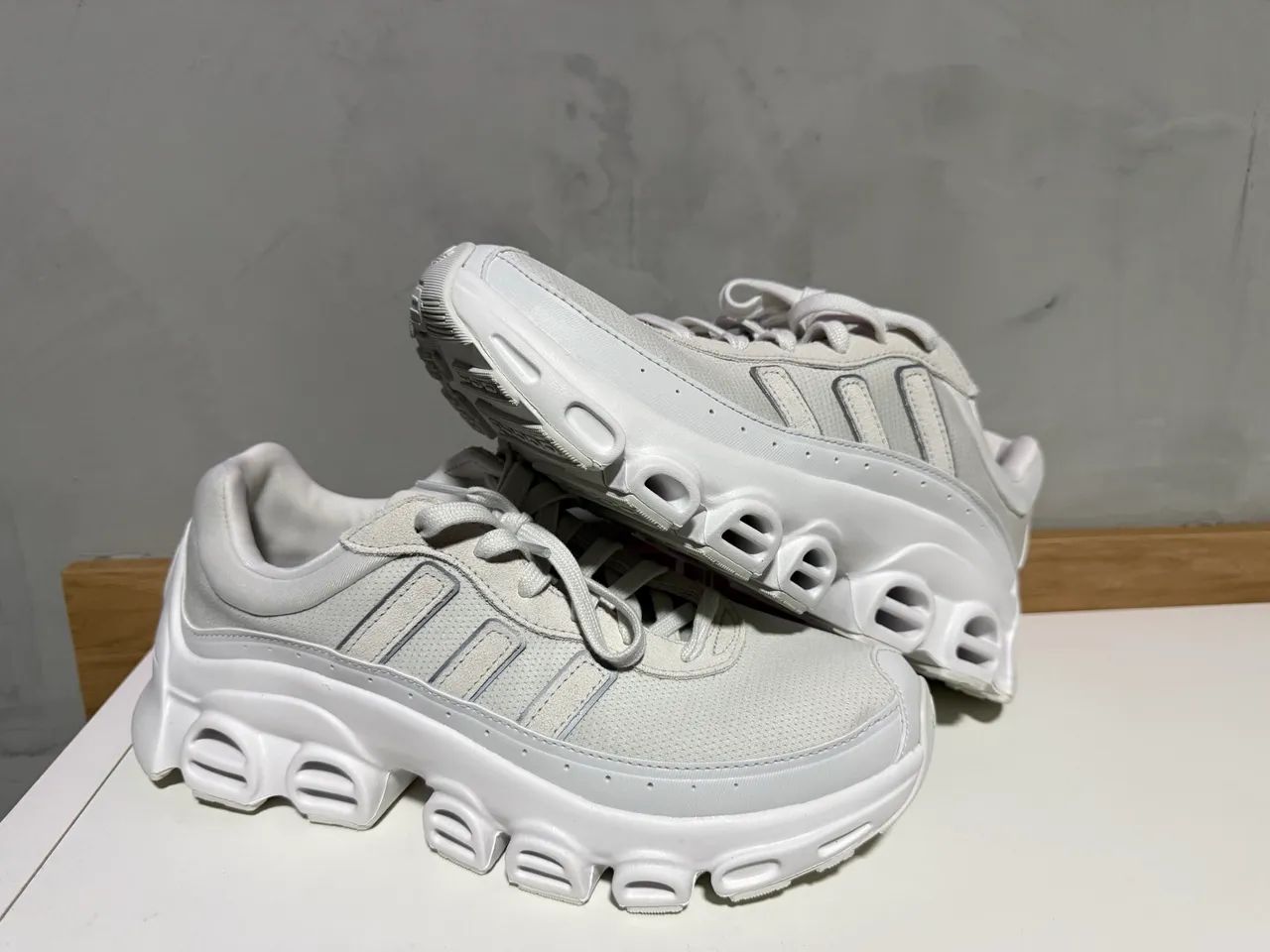 Tênis adidas importado direto da Espanha  - Foto 2