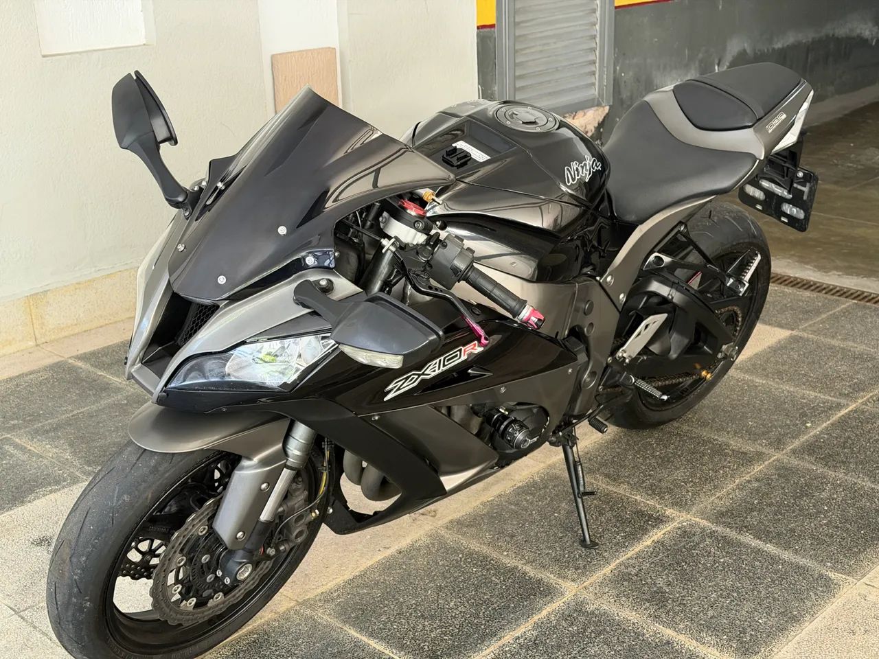 Kawasaki Zx-10/ Zx-10r 1000cc 2012 - 1479611126 | OLX