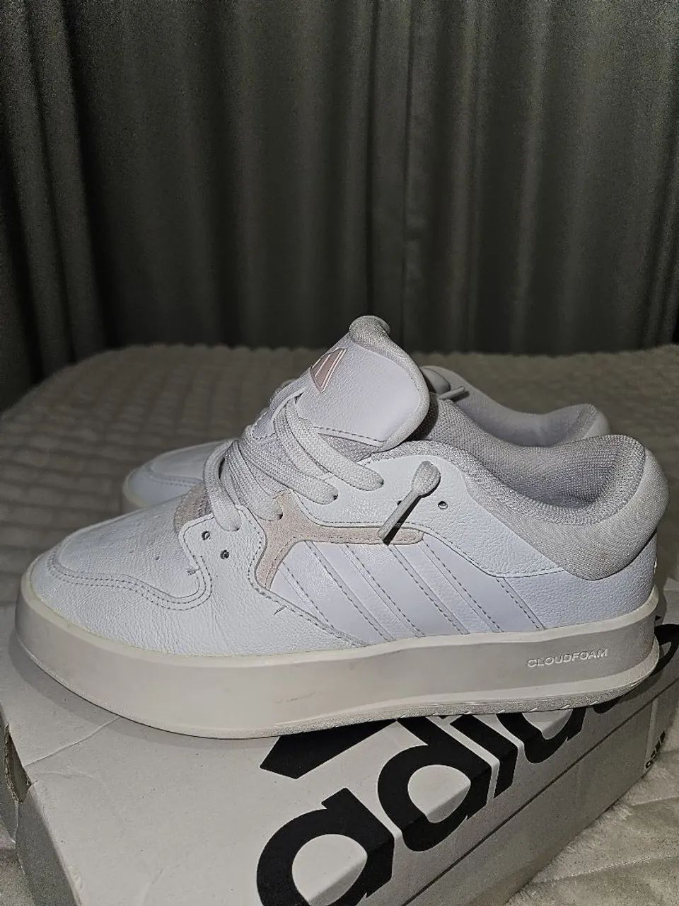Tênis Adidas Feminino Court 24 - Foto 2