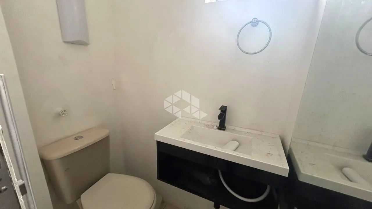 SALA COMERCIAL À VENDA COM 40 M² NO CENTRO DE FLORIANÓPOLIS - Foto 5