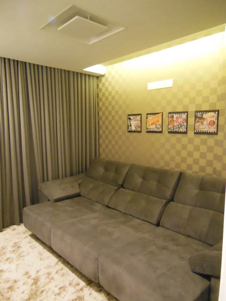 Sofá Retail e reclinál tecido suede, 2,84Mx 1 fechado  - Foto 4