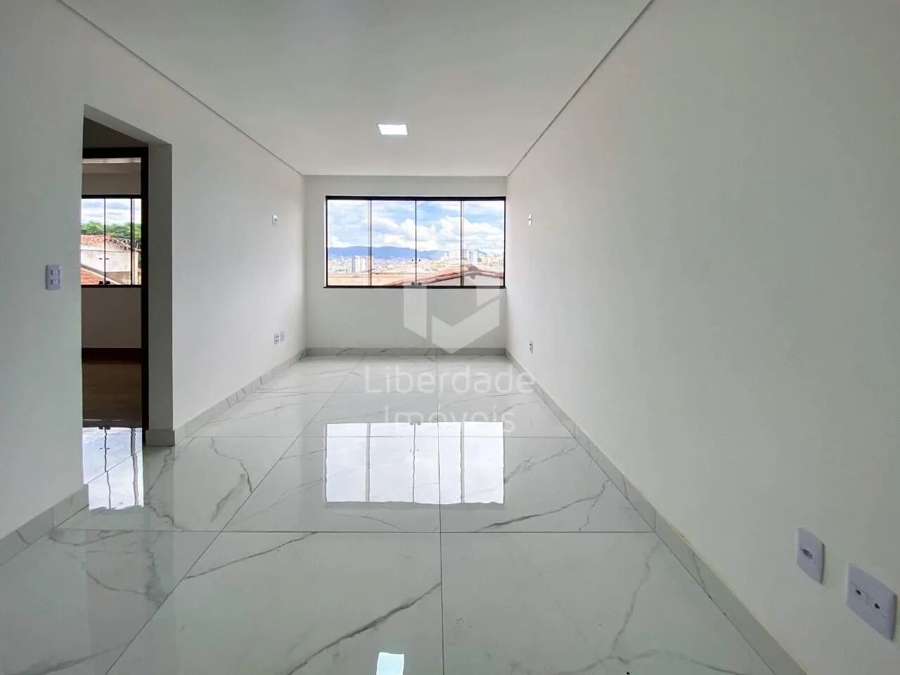 Apartamento 2 quartos com elevador locação Caiçara - Foto 5
