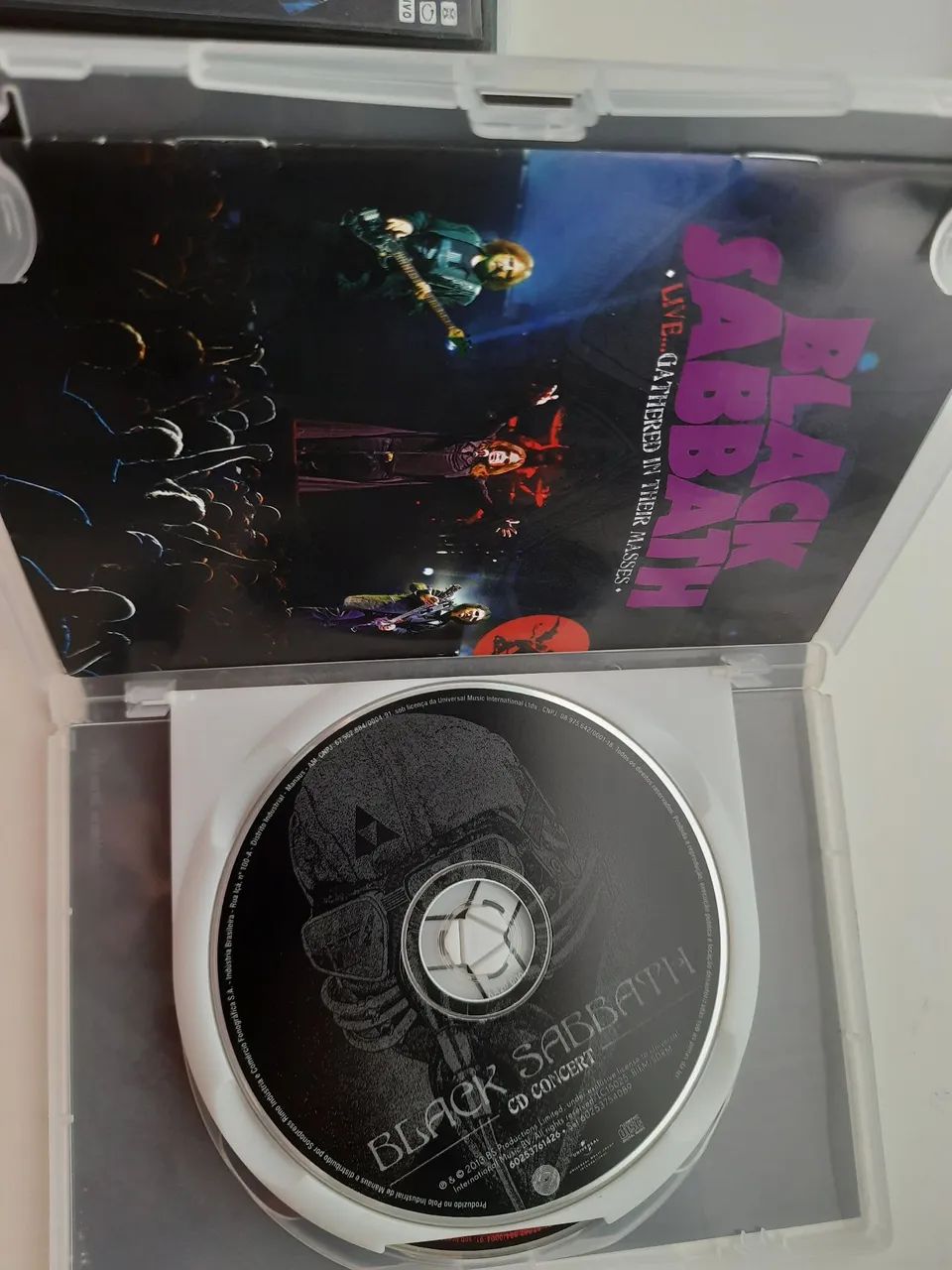 DVD e CD Black Sabbath - Live Gathered in Their Masses - Foto 3