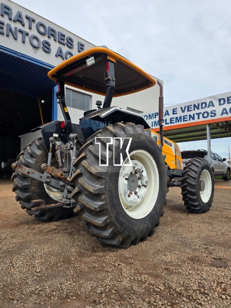 cod. 1429 TRATOR VALTRA A750 ANO 2012 COM REDUTOR DE VELOCIDADE - Tk Tratores Nova Andradi - Foto 4