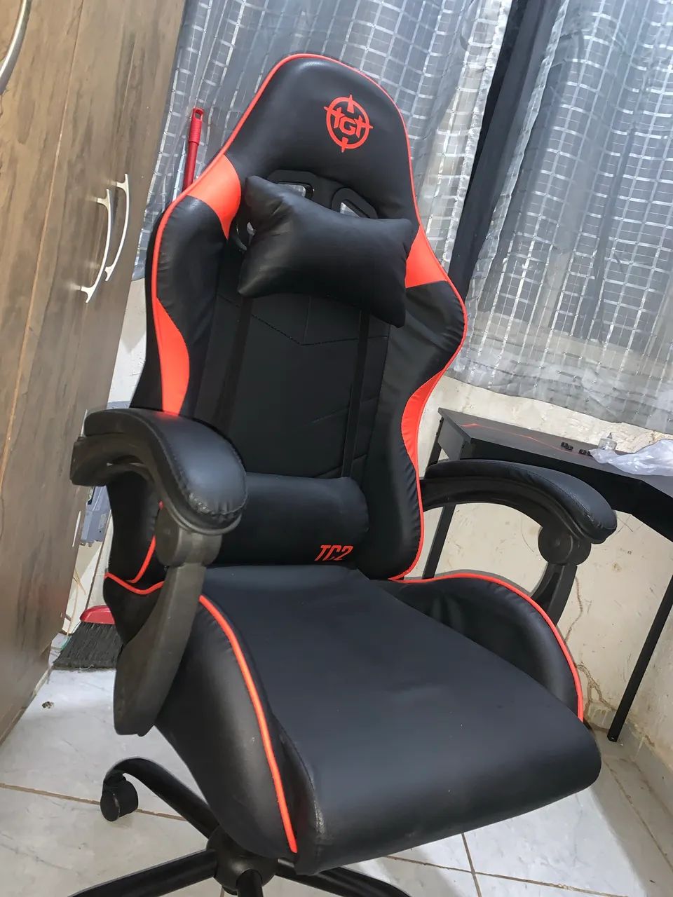 Cadeira gamer TGT - Foto 2