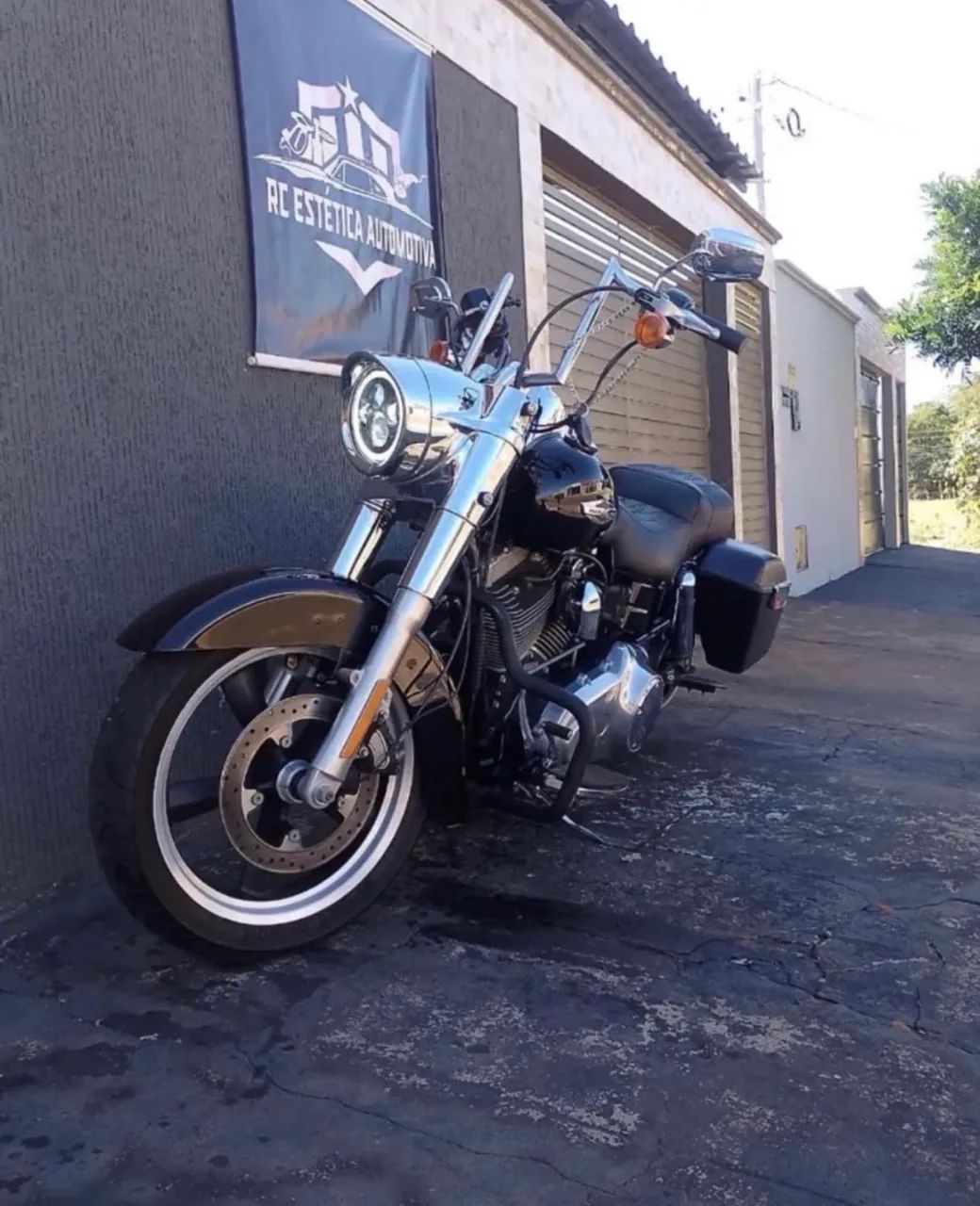 Harley Davidson Dyna Switchback
