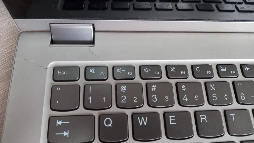 Vendo Notebook Lenovo IdeaPad C340 (Tela Touch Screen de 14 polegadas) - Foto 4