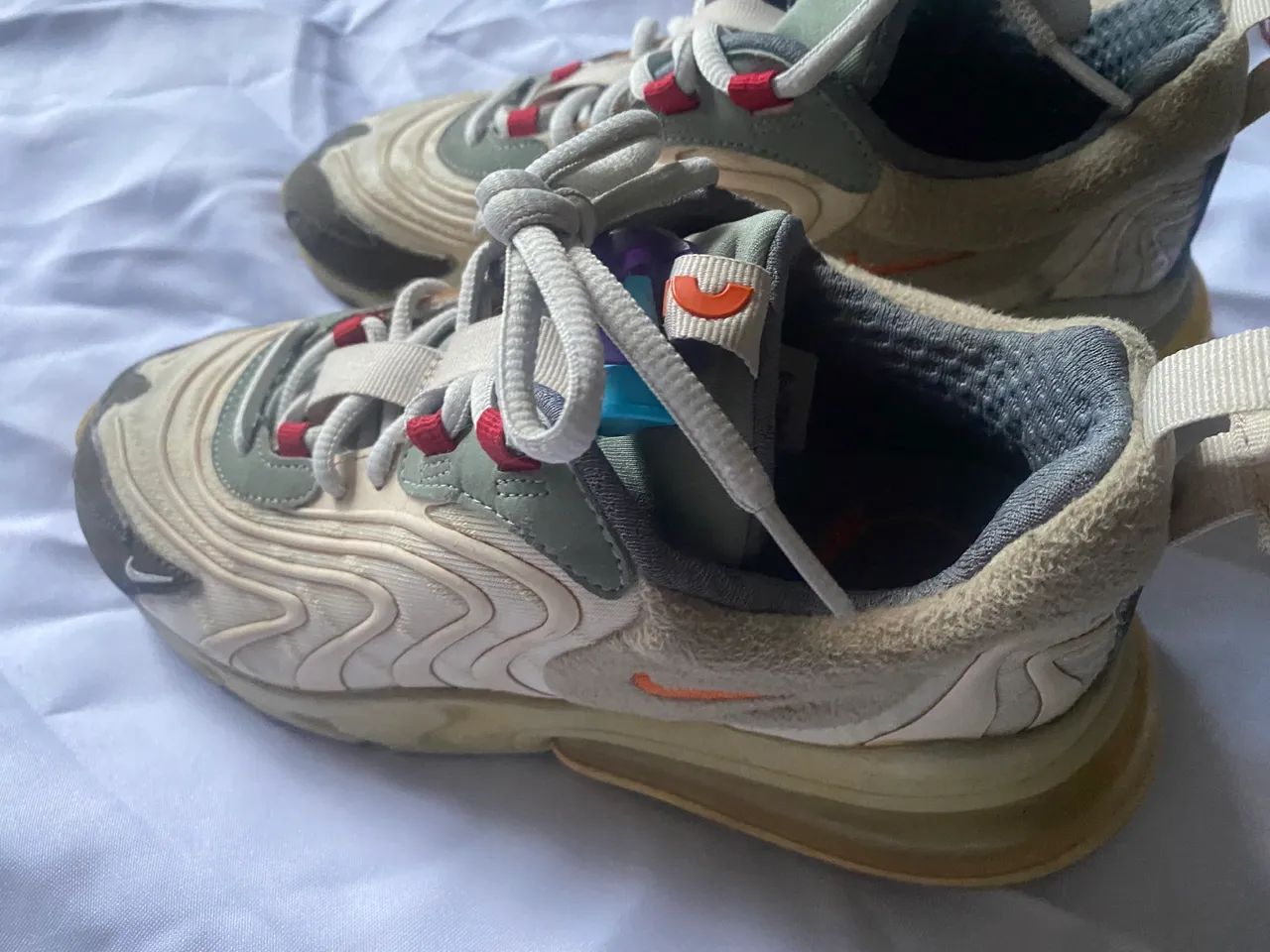 Air React 270 Travis Scott x Nike - Foto 4