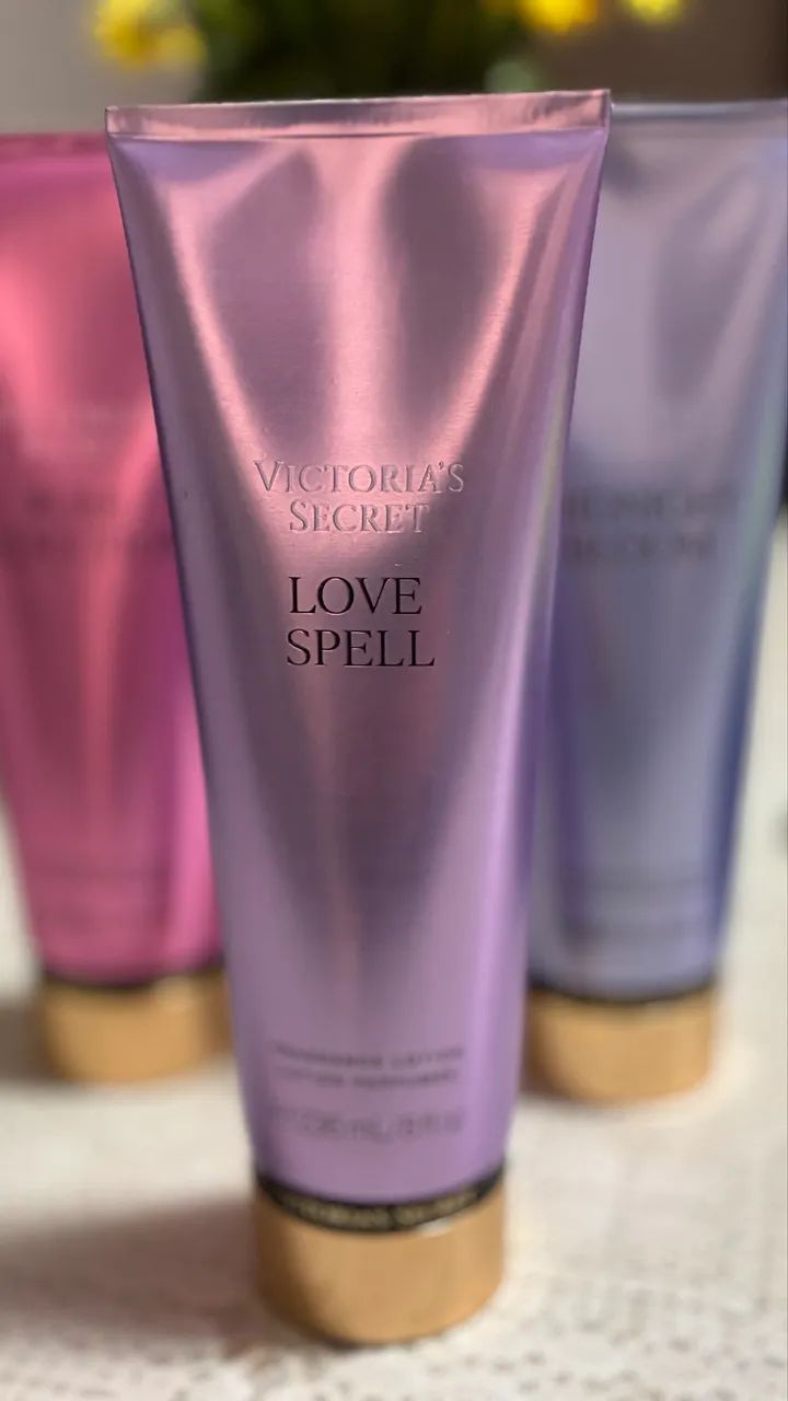 Creme Vitória secretes 