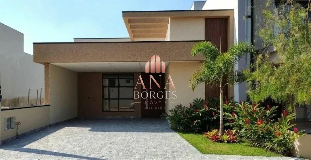 Casa com 03 Suítes em Condomínio