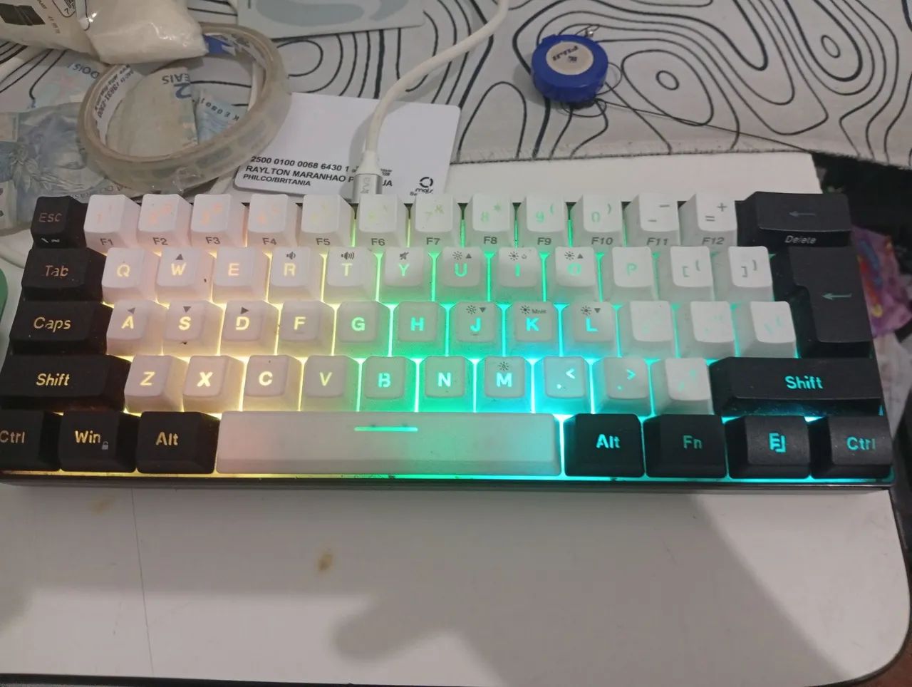 Teclado mecânico 60% e mouse Razer branco  - Foto 2