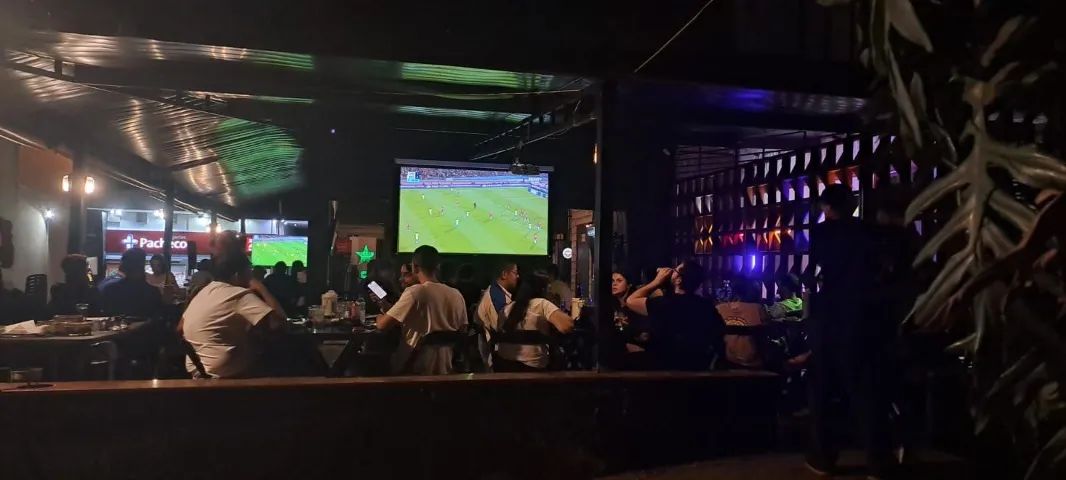 URGENTE!! Vendo/Passo ponto de bar na ASA SUL - Facilito pagamento/estudo troca - Foto 8