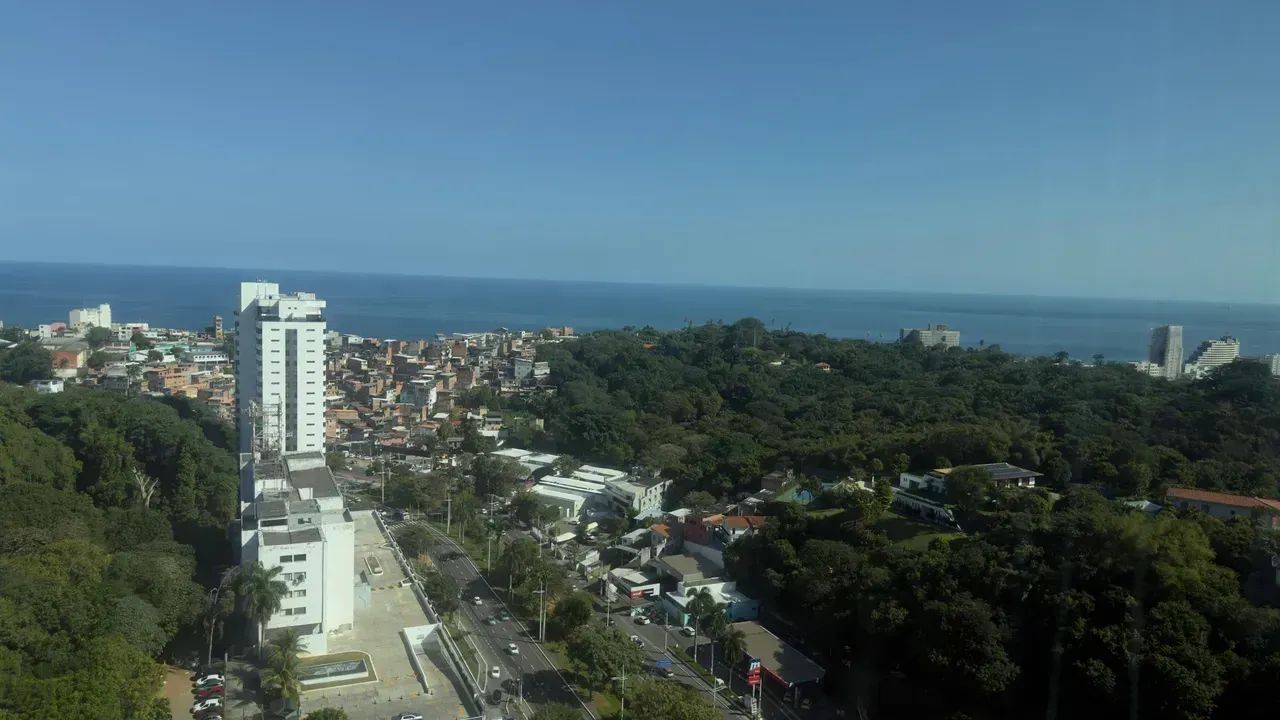 Sala Comercial Mobiliada no Centro Médico Empresarial Vitraux com 60 m² , Av Garibaldi , S - Foto 3