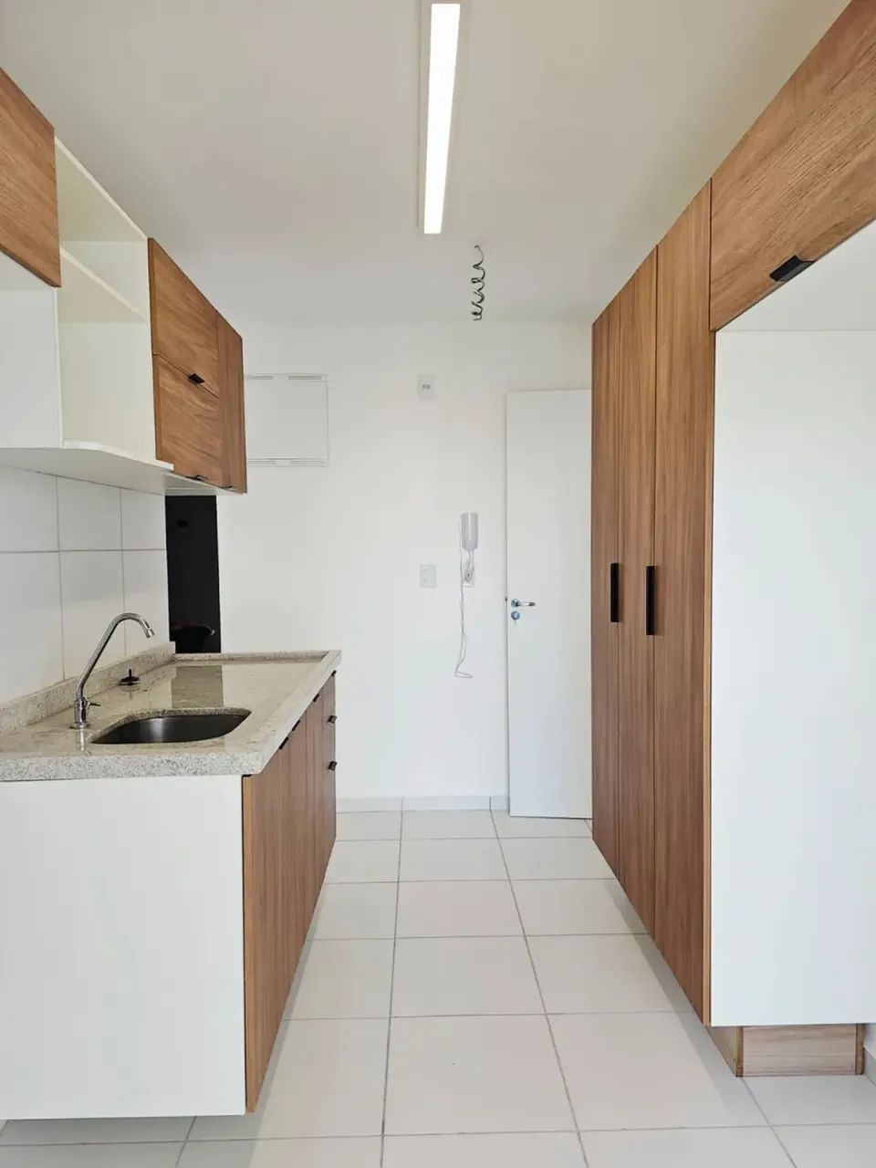 Silvia - Aluguel R$ 10.000,00 Condomínio  Le Boulevard  Três Suites com 02 vagas de garage - Foto 6