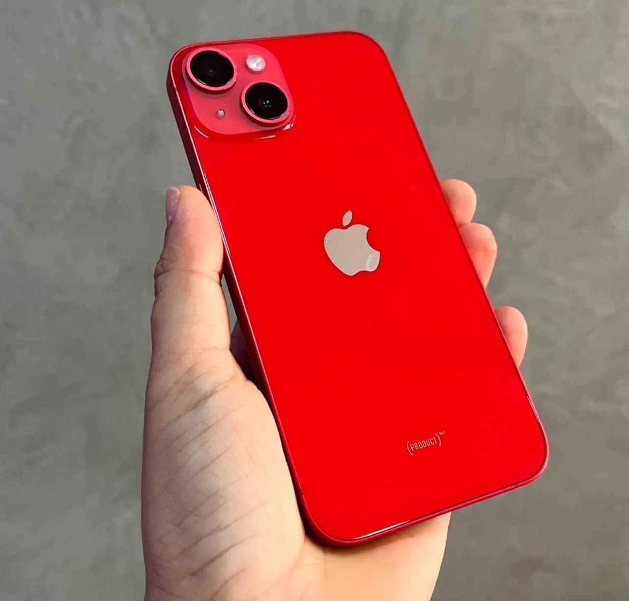 IPhone 13 256 G semi novo funcionado perfeitamente. 