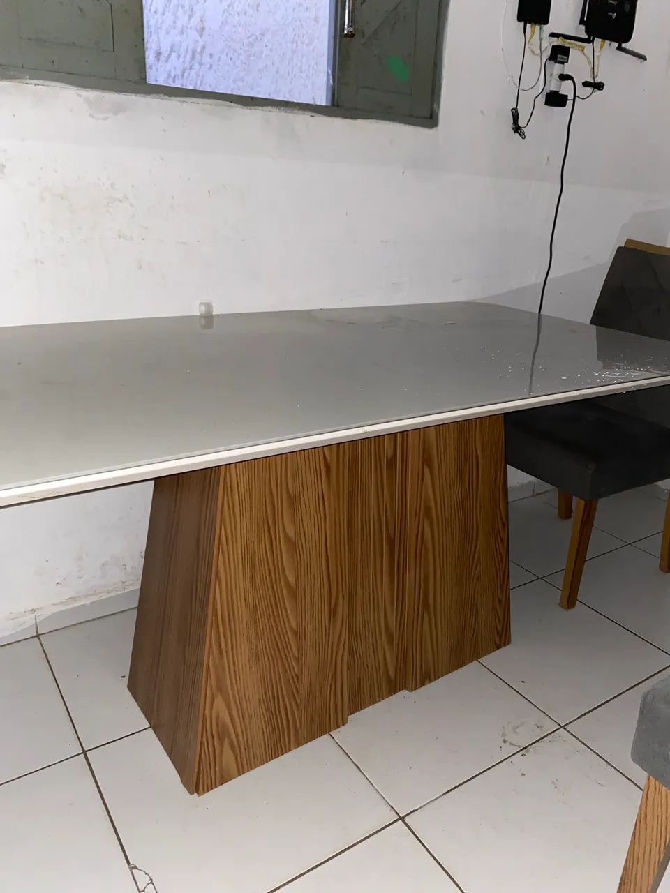 Mesa de jantar 06 cadeiras 