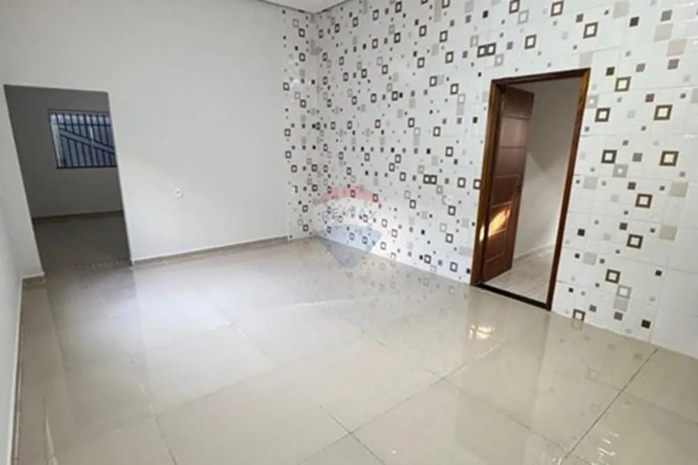 Casa espaçosa com 3 quartos - Foto 4