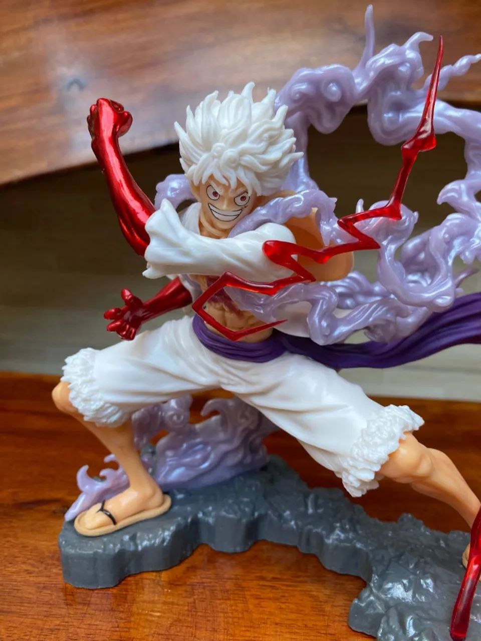 Action Figure One Piece - Luffy Gear 5 24cm - Foto 4