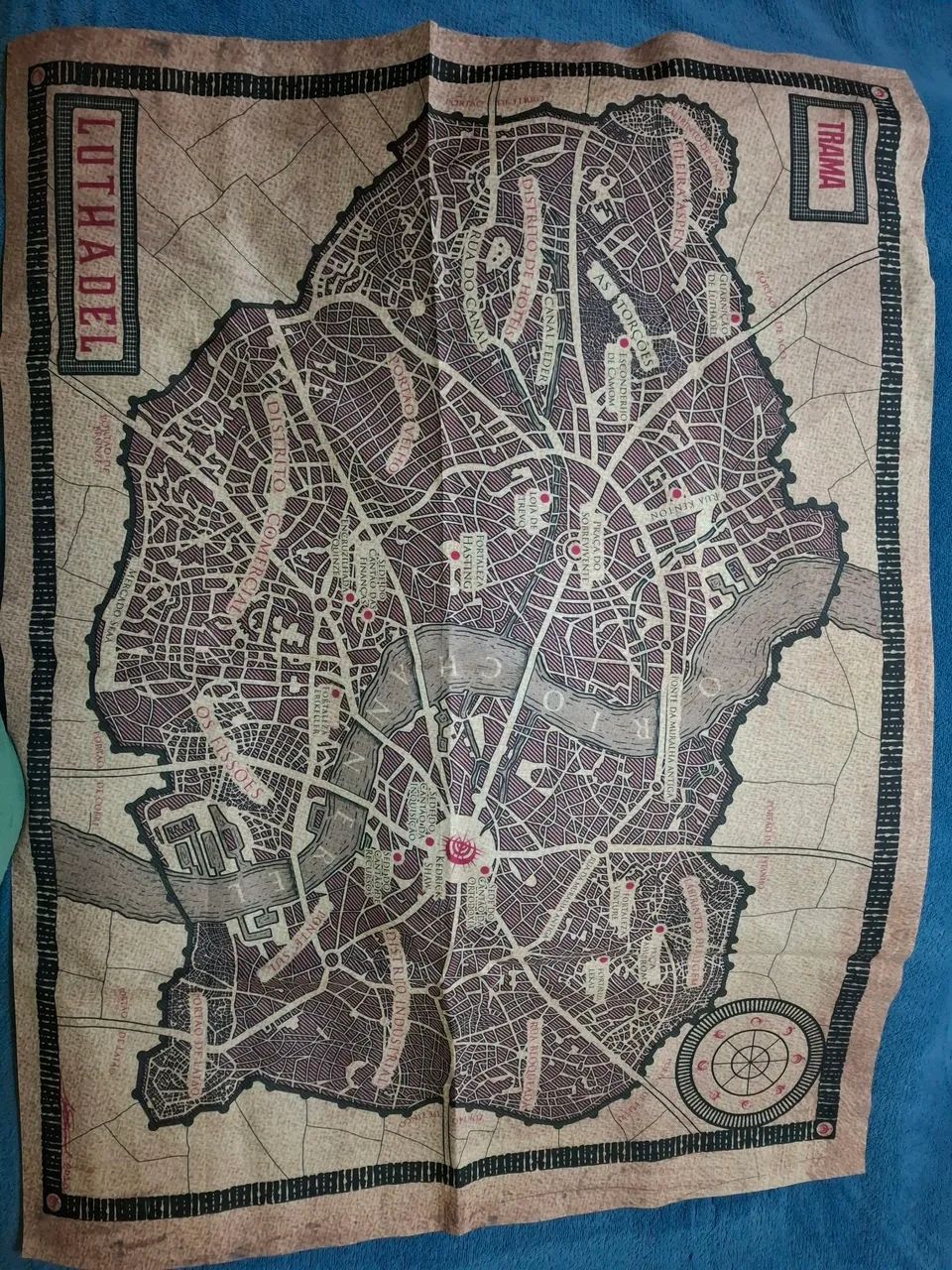 Mapa Luthadel Mistborn - Editora trama (Brandon Sanderson)  - Foto 2