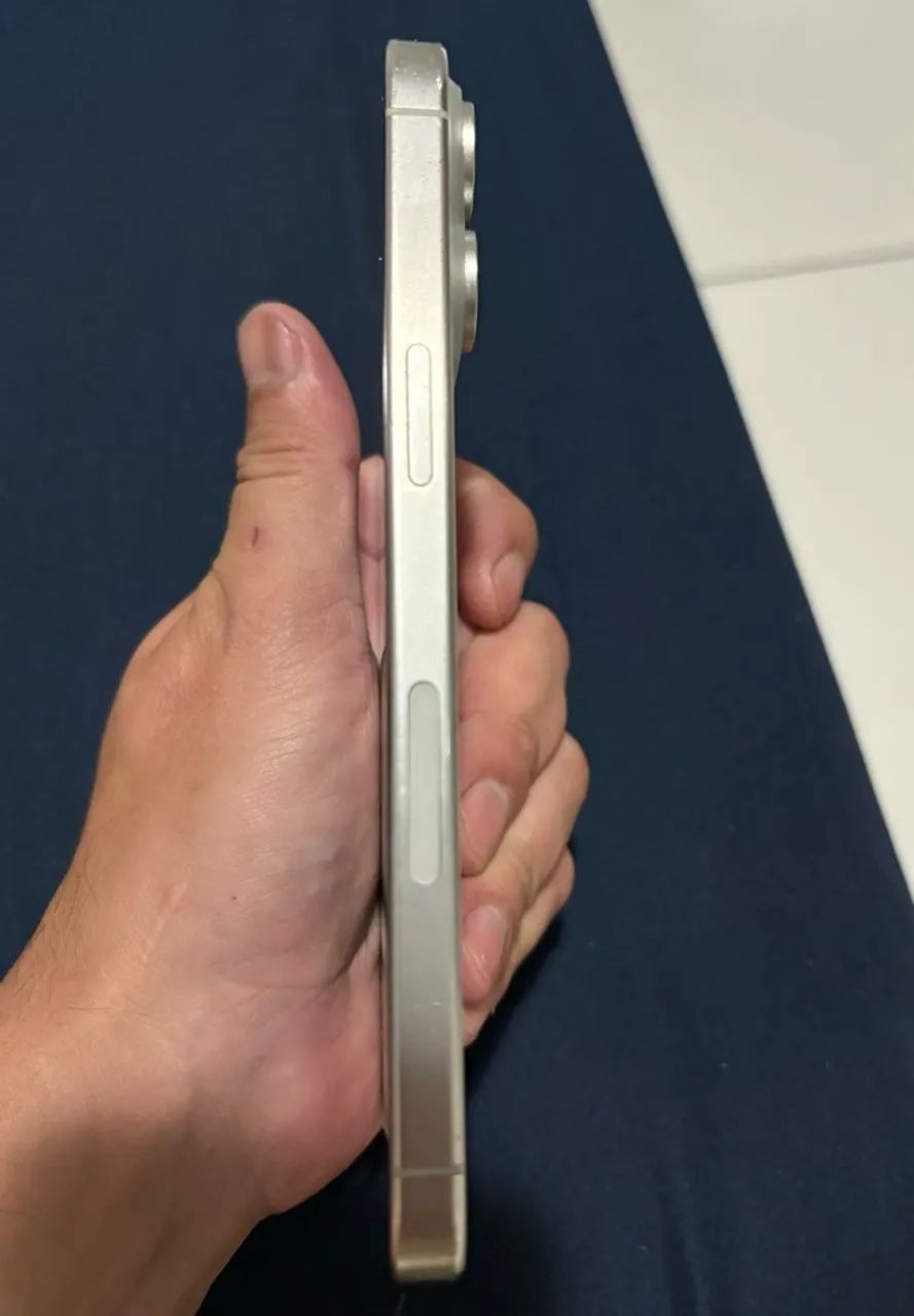 iPhone 15 Pro Max - Foto 5