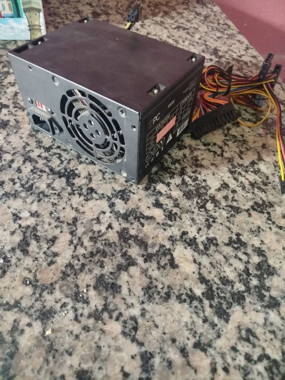Fonte funcionando perfeitamente 300w - Foto 4