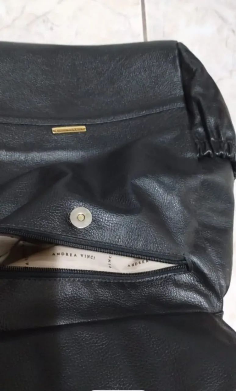 Mochila antifurto de couro Liso.  - Foto 3