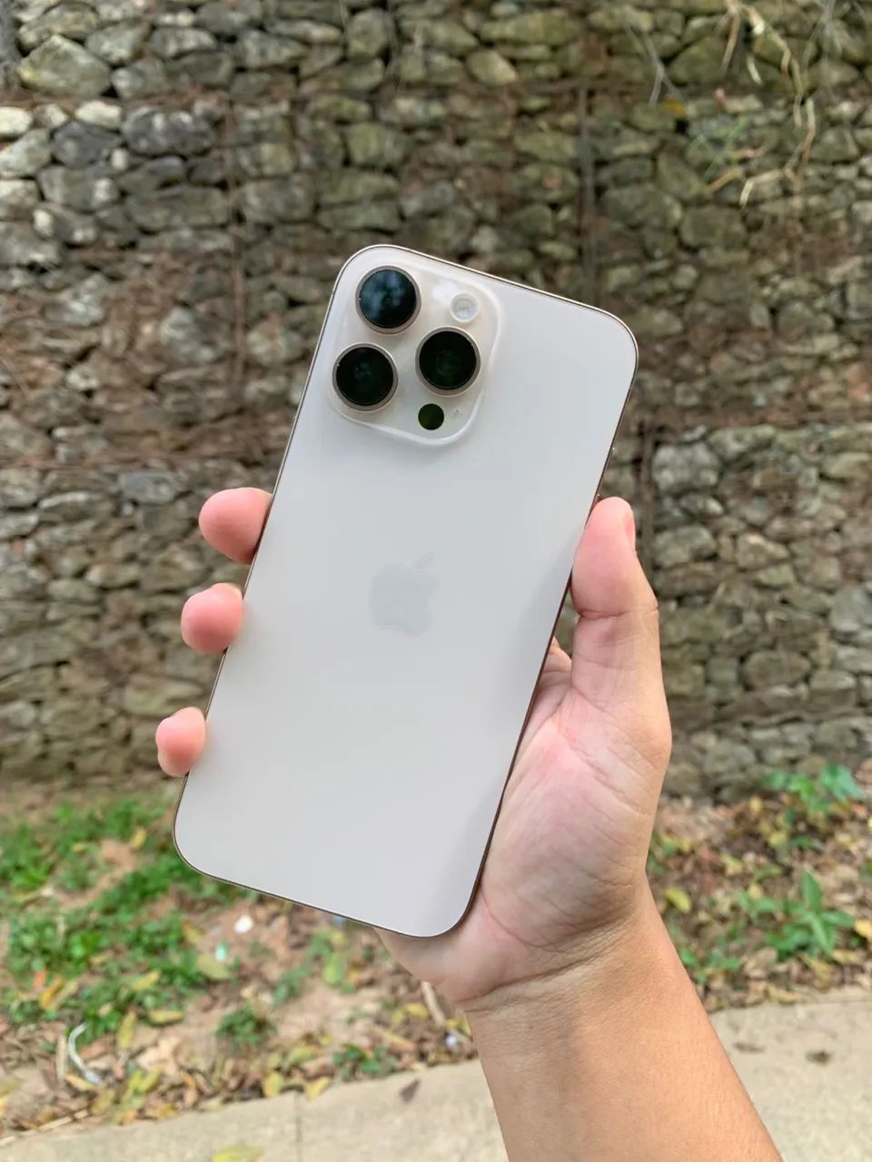 iphone 16 pro max - Foto 4