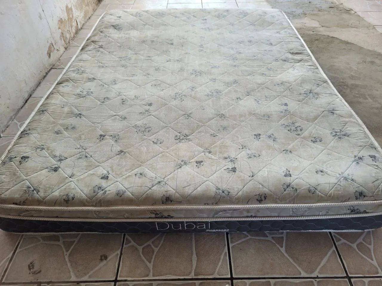 Colchão de casal molas  - Foto 4