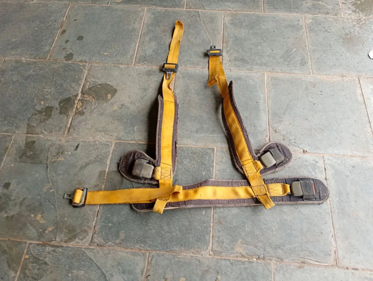 Cinto de segurança para obras