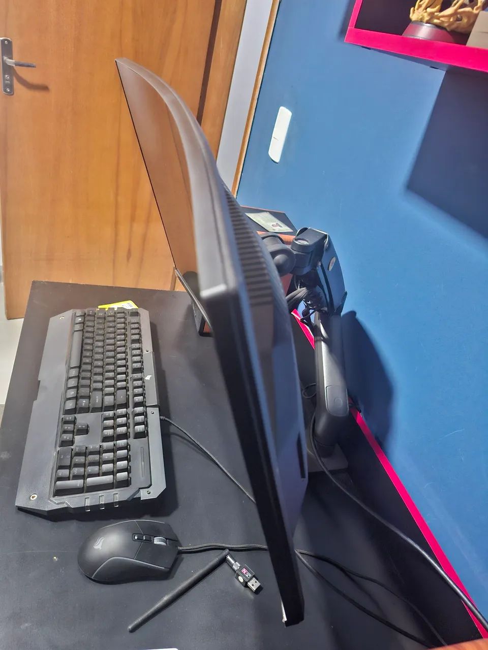 Monitor gigabyte 27'' 165HZ curvo 1440P HDR - Foto 4
