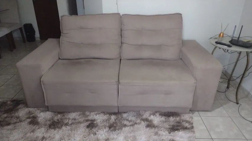 Vendo móveis: sofá, guarda-roupas, mesa, espelho, rack e outros - Foto 3