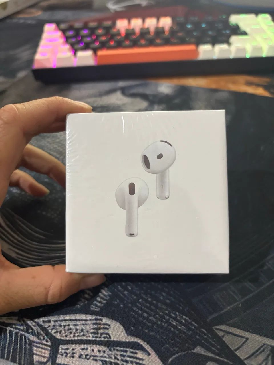 Apple AirPods 4